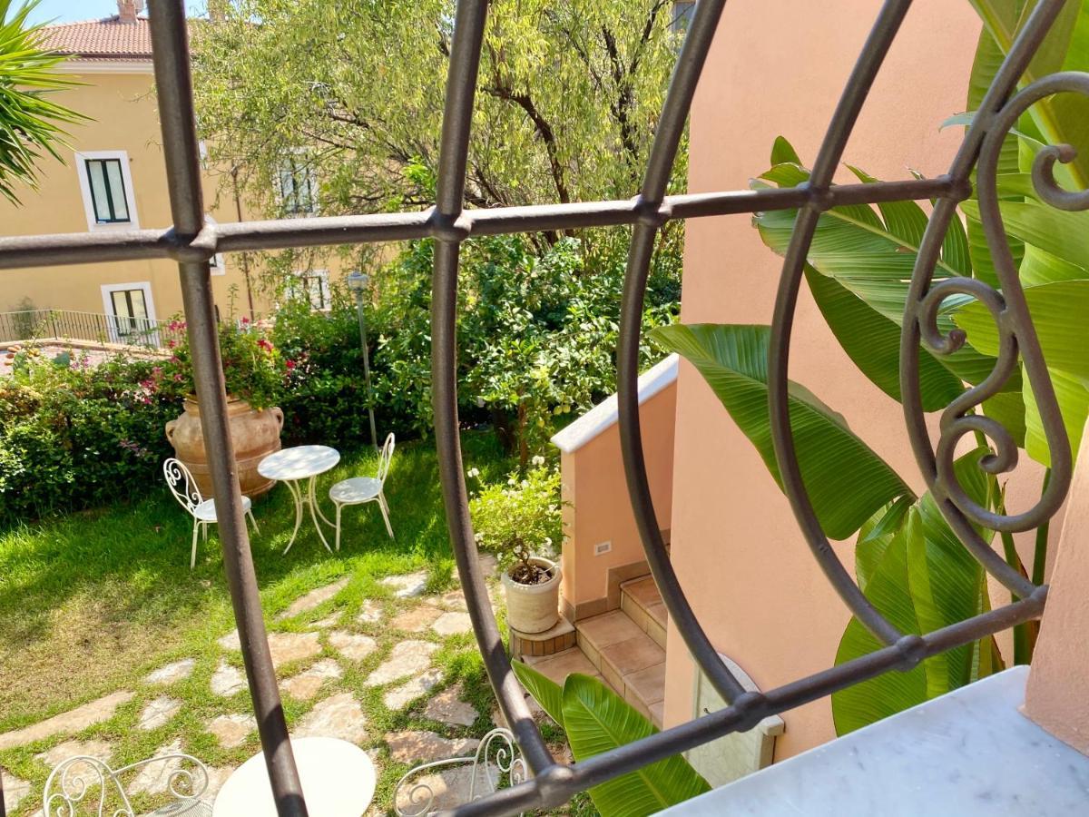 Hotel La Casa Di Paolo Casa Di Charme Marina di Camerota Exterior foto